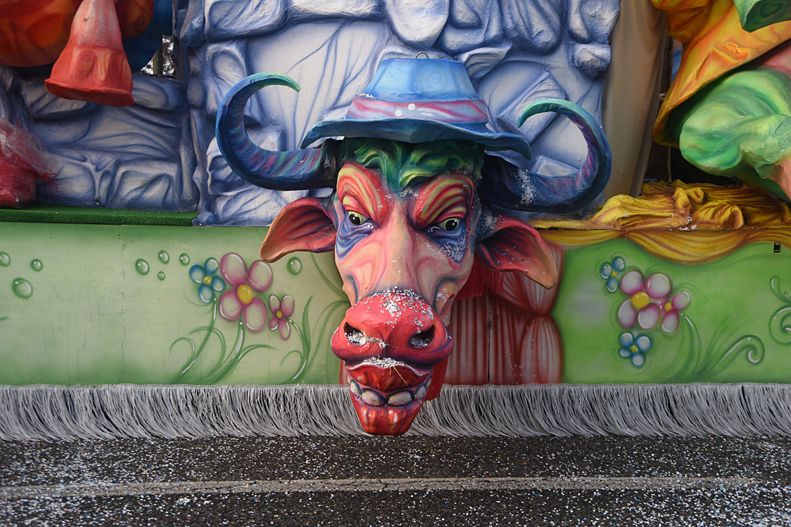 Sfilata carri Carnevale di Torino_200.jpg